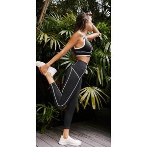 Free People Movement “you’re a peach” legging